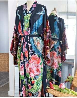 71 Aratta Midnight Peacock Kimono